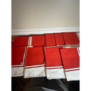 Anne Klein Red White Cloth Napkins Set of 9 Lion Logo Border Square Table Linens